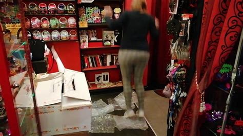 GentlyPerv SexyShop DonnaDikuori Adevnture .